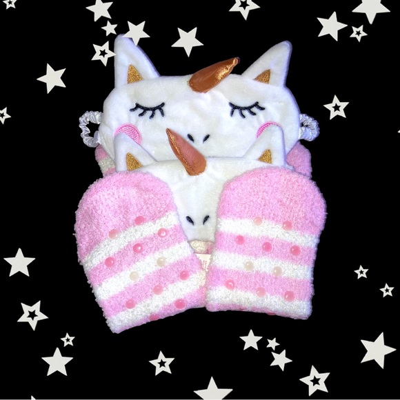 🆕NWT•3D Unicorn Eye Mask & Fuzzy Sock Set - Picture 7 of 14